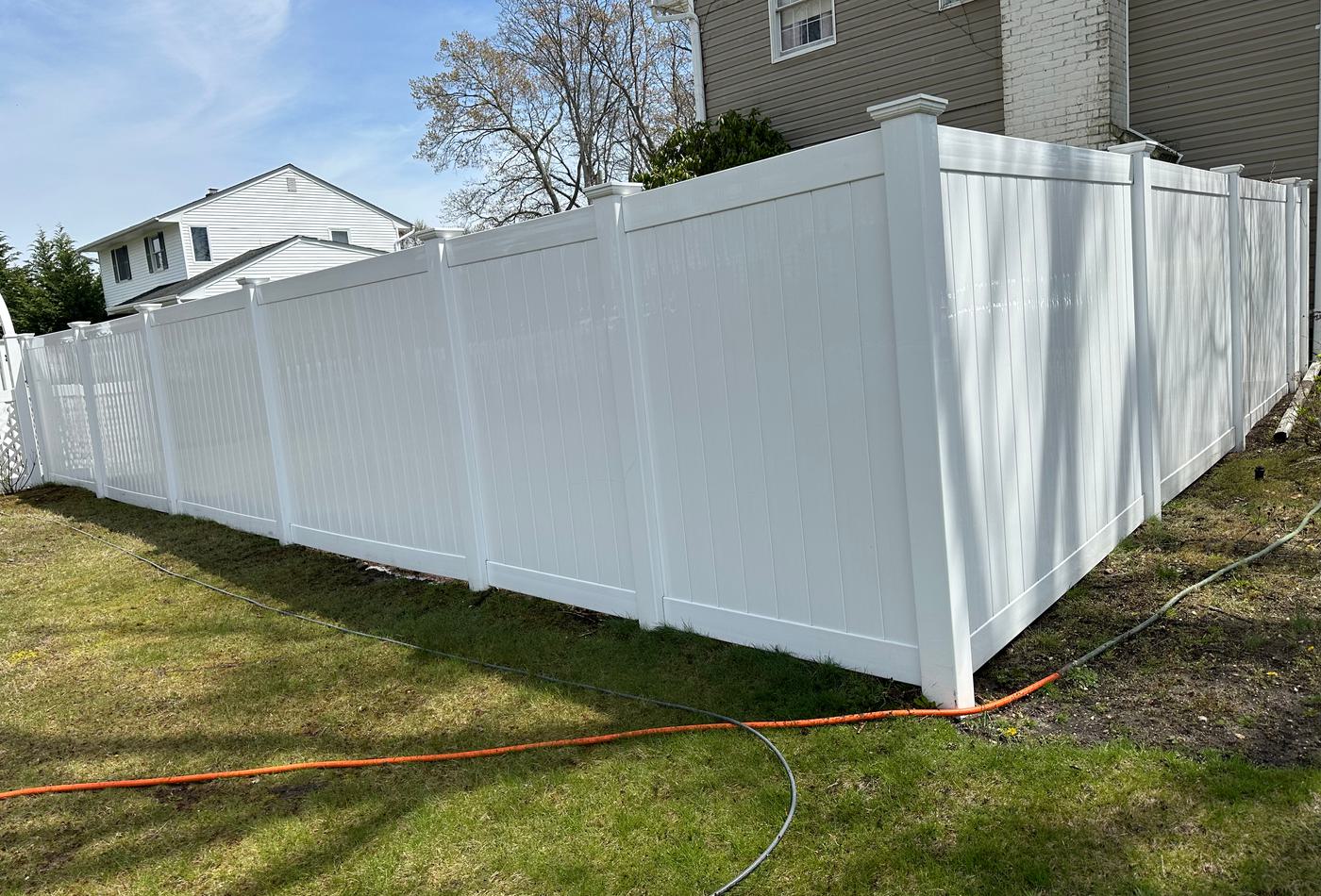 Vinyl fence after cleaning